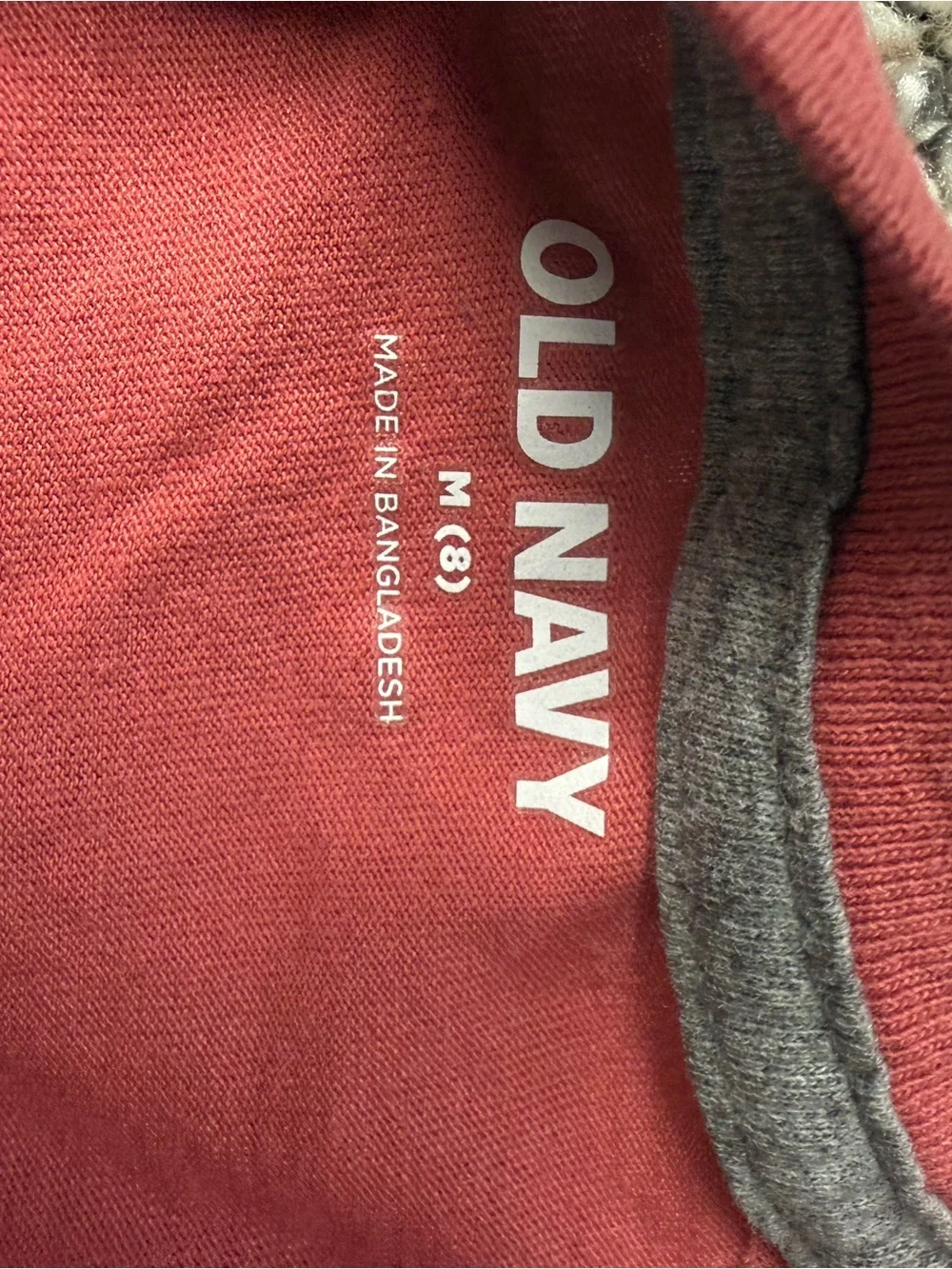 Old Navy Short Sleeve Tee in Dusty Coral Red